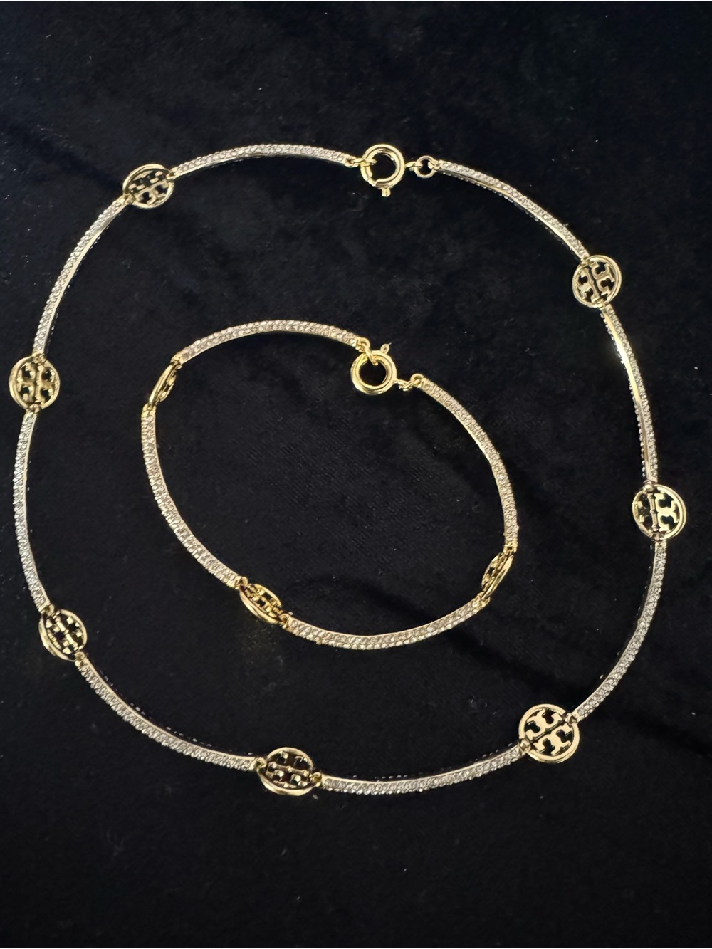 Miller Pave Tory Burch Gold-Tone Logo Necklace choker and Bracelet Set gold plat